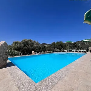  Vakantieboerderij Tanca Taroni Italië